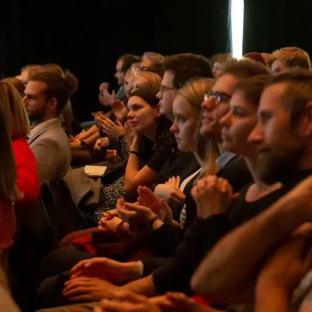 SB photos 1_0000s_0001_TEDxBergen - 19 10 2019 - foto-NHHS (5)-Kelly Bui