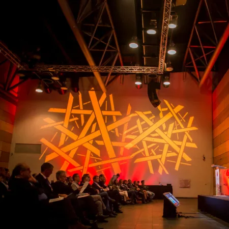 SB photos 1_0000s_0014_Demjan-8058-big